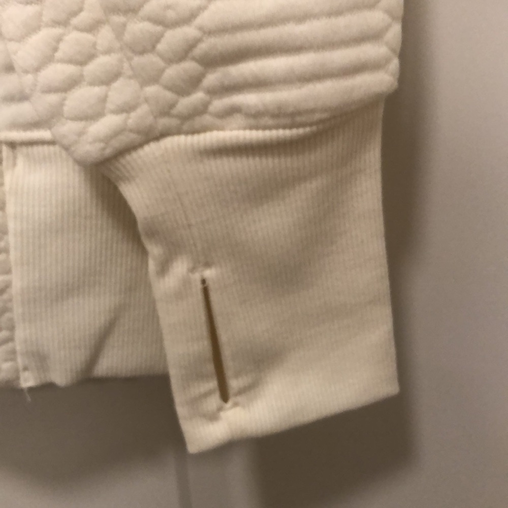 Te Verde Pullover - image 4